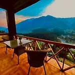 The Kartik Villa, Manali - A Beautiful Cottage In The Clouds Towards Snow Capped Mountains