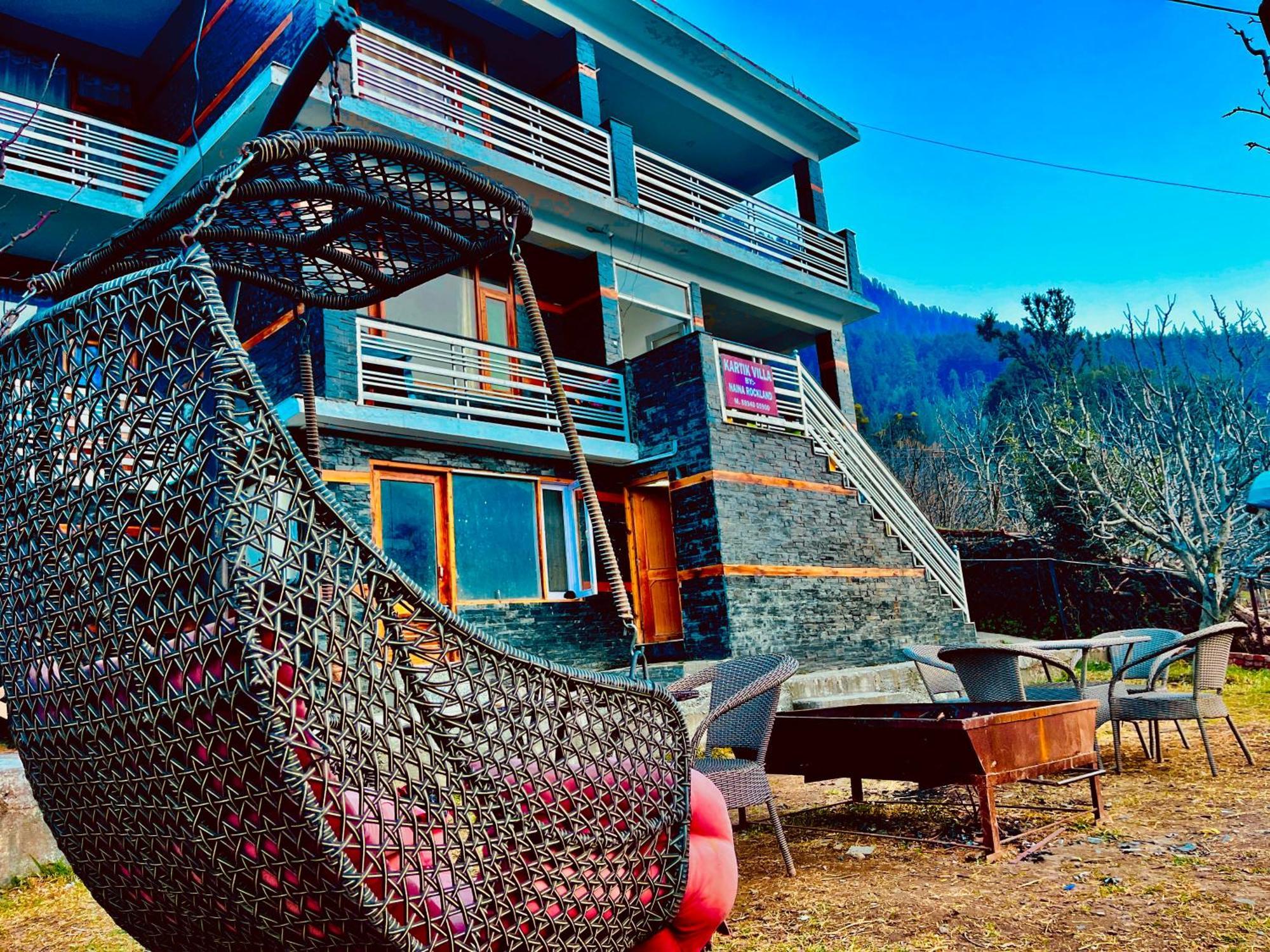 The Kartik Villa, - A Beautiful In The Clouds Towards Snow Capped Mountains 4* Manali (Himachal Pradesh)